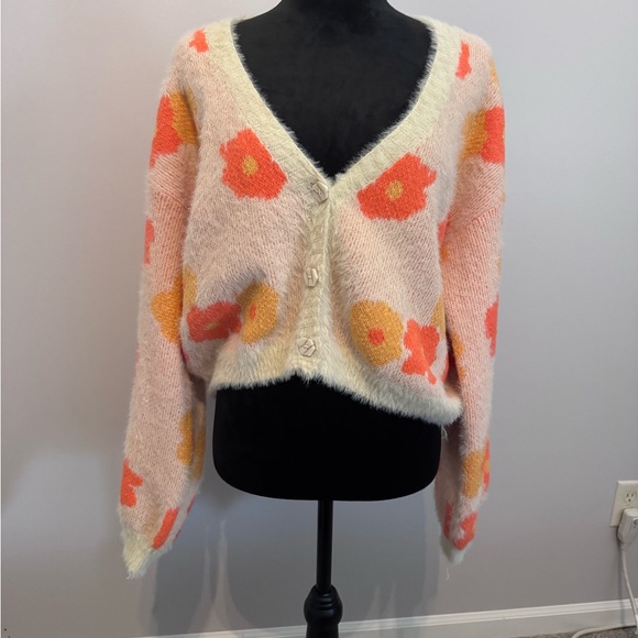 Floral Button-Up Women's Cardigan - Picture 1 of 6